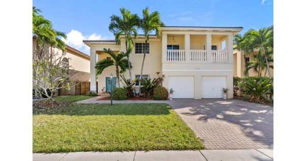 14551 SW 158th Ct , Miami-Dade County, Florida, 33196 Miami - 5 beds house for sale
