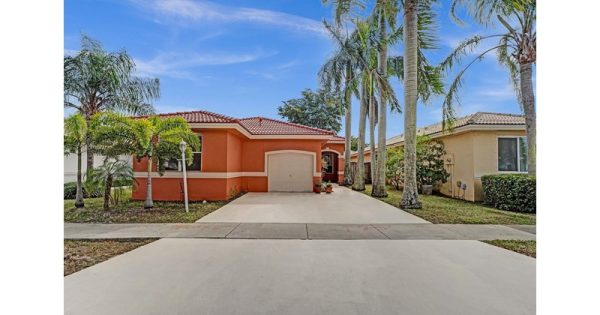 16136 SW 68th St, Miami-Dade County, Florida, 33193 Miami - 4 beds house for sale