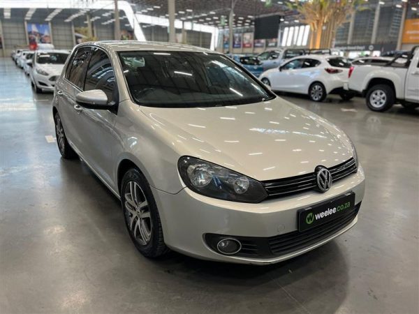 2011 VOLKSWAGEN GOLF VI 1.4 TSi COMFORTLINE