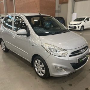 2016 HYUNDAI i10 1.1 GLS/MOTION