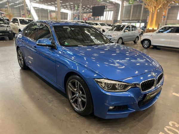 2019 BMW 318i M SPORT A/T (F30)