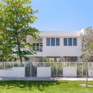 2662 SW 32nd Ct, 33133 Miami - 3 beds house for sale