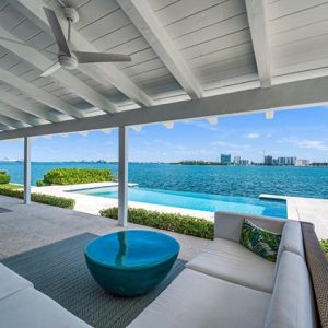 1290 NE 83rd St, 33138 Miami - 5 beds house for sale