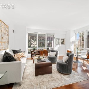 350 W 42nd Street #20G, Manhattan, NY 10036 – COMP-1749496353157738...