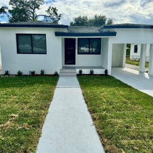 Detached,One Story, Single Family Residence - Miami, FL - 2430 NW 68th St, 33147 Miami - 4 beds house for sale