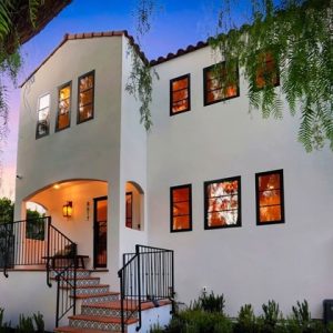 Single Family Residence, Adobe - West Hollywood, CA - 8617 Rugby Dr, 90069 West Hollywood - 5 beds house for sale