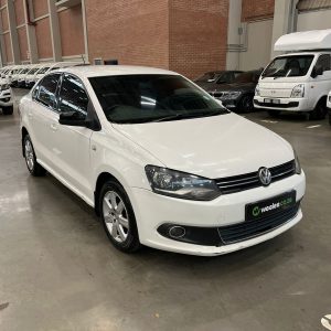 2013 VOLKSWAGEN POLO 1.6 COMFORTLINE