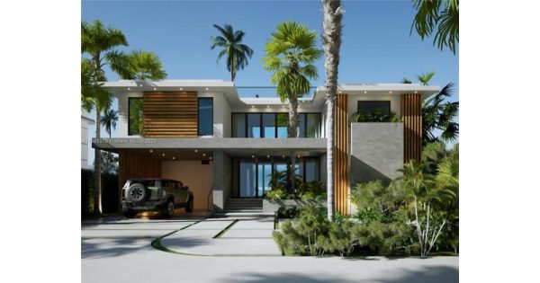 Project with Current Home in N Venetian Dr, Miami Beach, FL - 910 N Venetian Dr, Miami Beach, FL 33139, USA, 33139 Miami - 5 beds house for sale