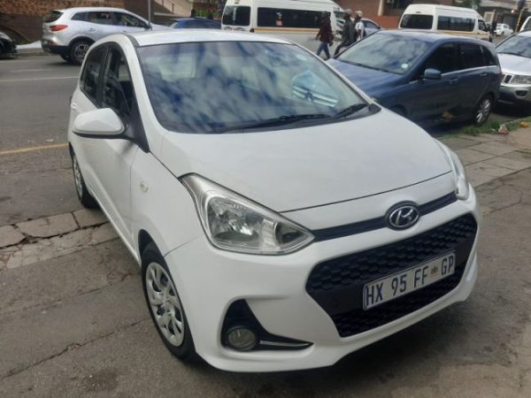 Used 2019 Hyundai Grand i10 Grand i10 1.0 Executive hatch for sale in Johannesburg Gauteng - ID: 176-922318