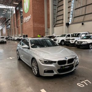 2014 BMW 328i M SPORT A/T (F30)