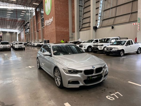 2014 BMW 328i M SPORT A/T (F30)