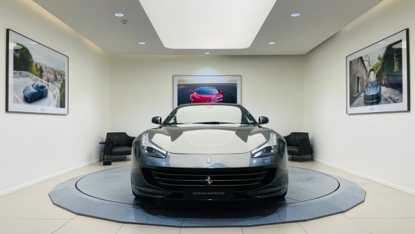 2017 GTC4Lusso for Sale in Balma | Ferrari Approved