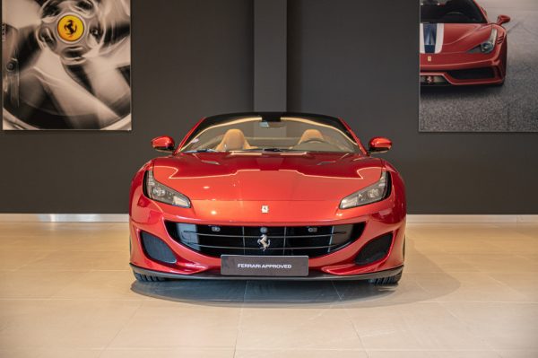 2019 Ferrari Portofino for Sale in Villeneuve d'Ascq France | Ferrari Approved