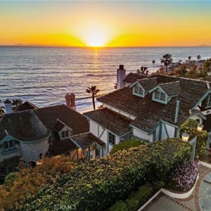 English, Single Family Residence - Laguna Beach, CA - 31971 So Coast Hwy, 92651 Laguna Beach - 7 beds house for sale