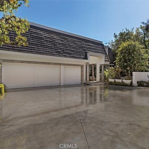 Single Family Residence, Contemporary - Newport Beach, CA - 14 Rue Grand Ducal, 92660 Newport Beach - 3 beds house for sale