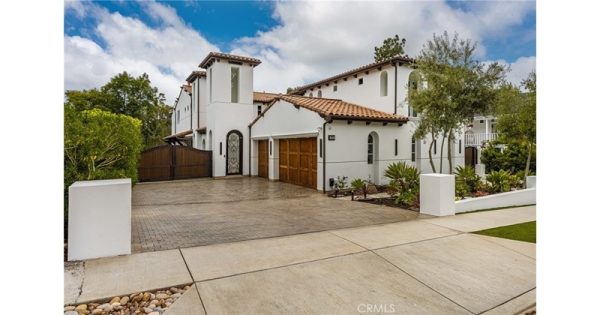 Contemporary,Spanish, Single Family Residence - Newport Beach, CA - 375 Santa Isabel Avenue, 92660 Newport Beach - 5 beds house for sale