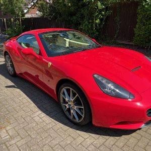FERRARI CALIFORNIA (1) 2 PLUS 2 2011