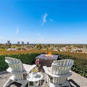 Single Family Residence - Newport Beach, CA - 2023 Yacht Defender, 92660 Newport Beach - 4 beds house for sale