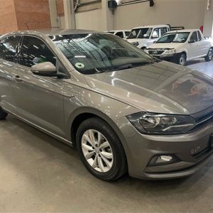 2018 VOLKSWAGEN POLO 1.0 TSI COMFORTLINE DSG