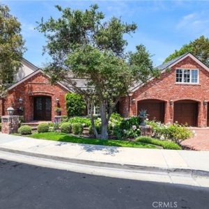 Single Family Residence - Newport Beach, CA - 20 Cherry Hills Lane, 92660 Newport Beach - 5 beds house for sale