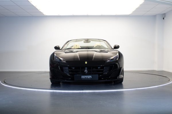 2018 Ferrari Portofino for Sale in Mouilleron Le Captif France | Ferrari Approved