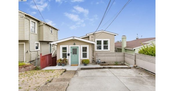 812 Washington Ave, Alameda County, CA, 94706 Albany - 4 beds detached house for sale