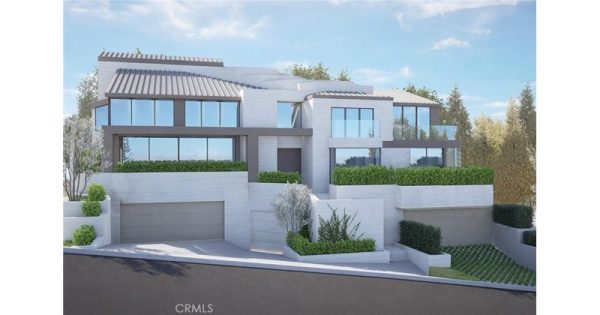 Single Family Residence - Laguna Beach, CA - 928 Emerald Bay, 92651 Laguna Beach - 5 beds house for sale