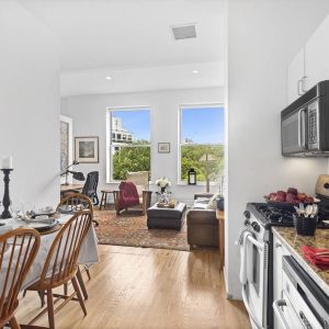 175 E BROADWAY #4A, Manhattan, NY 10002 – RLS20042897 - Anthony J G...