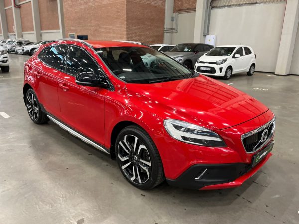 2017 VOLVO V40 CC T4 INSCRIPTION GEARTRONIC