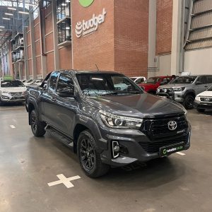 2021 TOYOTA HILUX 2.8 GD-6 RB LEGEND A/T P/U E/CAB