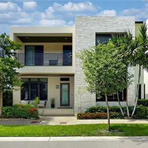 8162 NW 48th Ter, 33166 Doral - 4 beds house for sale